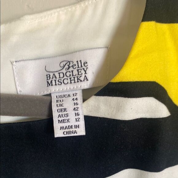 Stylish Black and Yellow Striped Dress - Picture 2 of 4